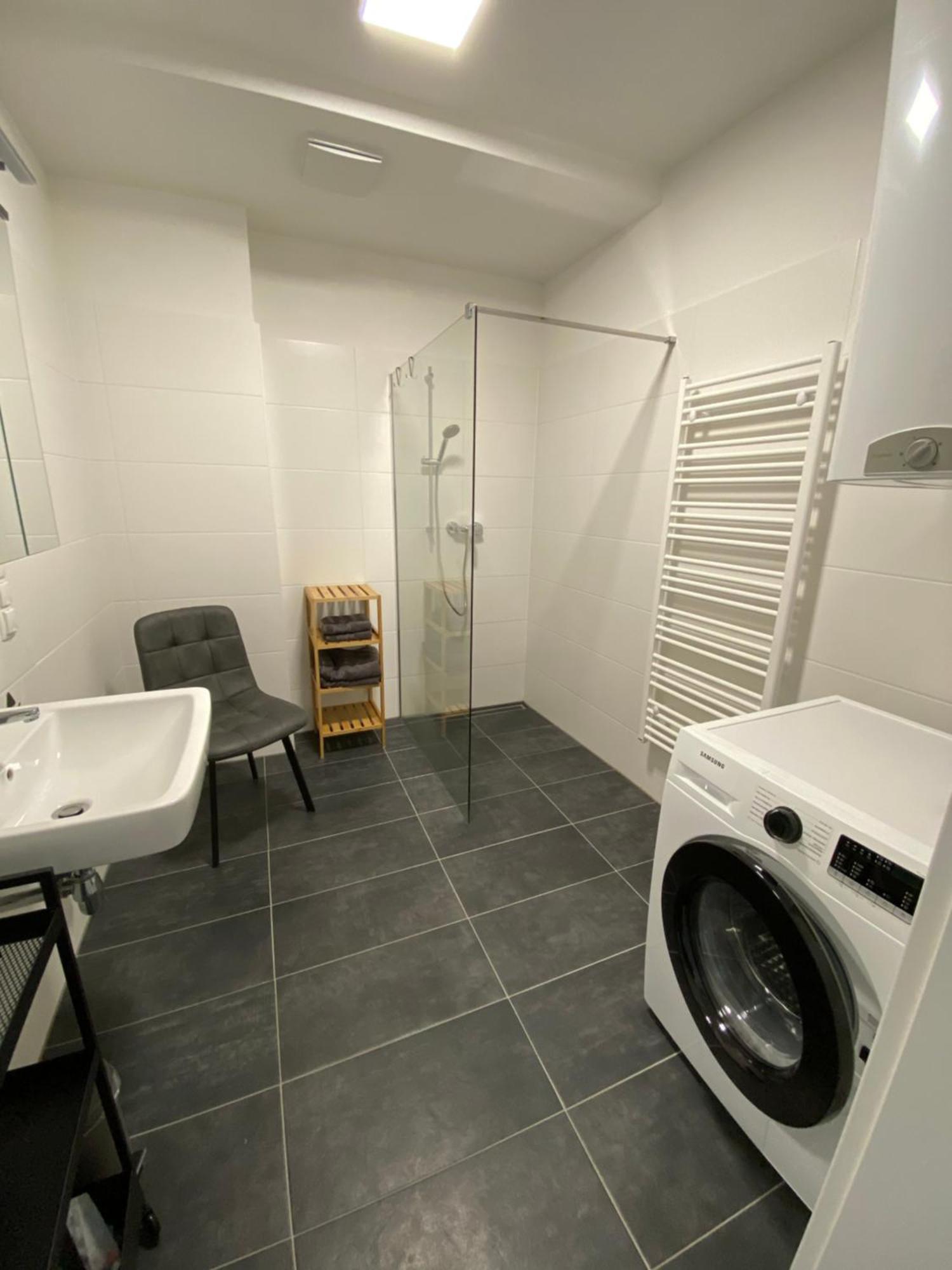 Wein Kultur Apartment Flavia Solva Wagna 외부 사진